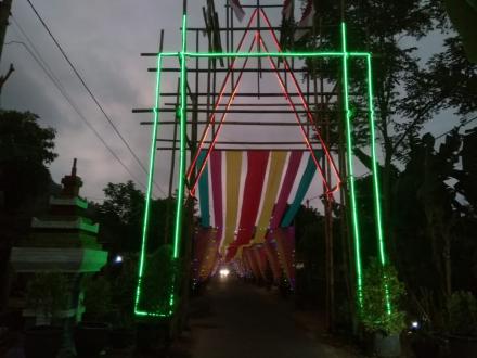 Hias Jalan Desa Jelang Lebaran, Tradisi Unik Warga Pakis